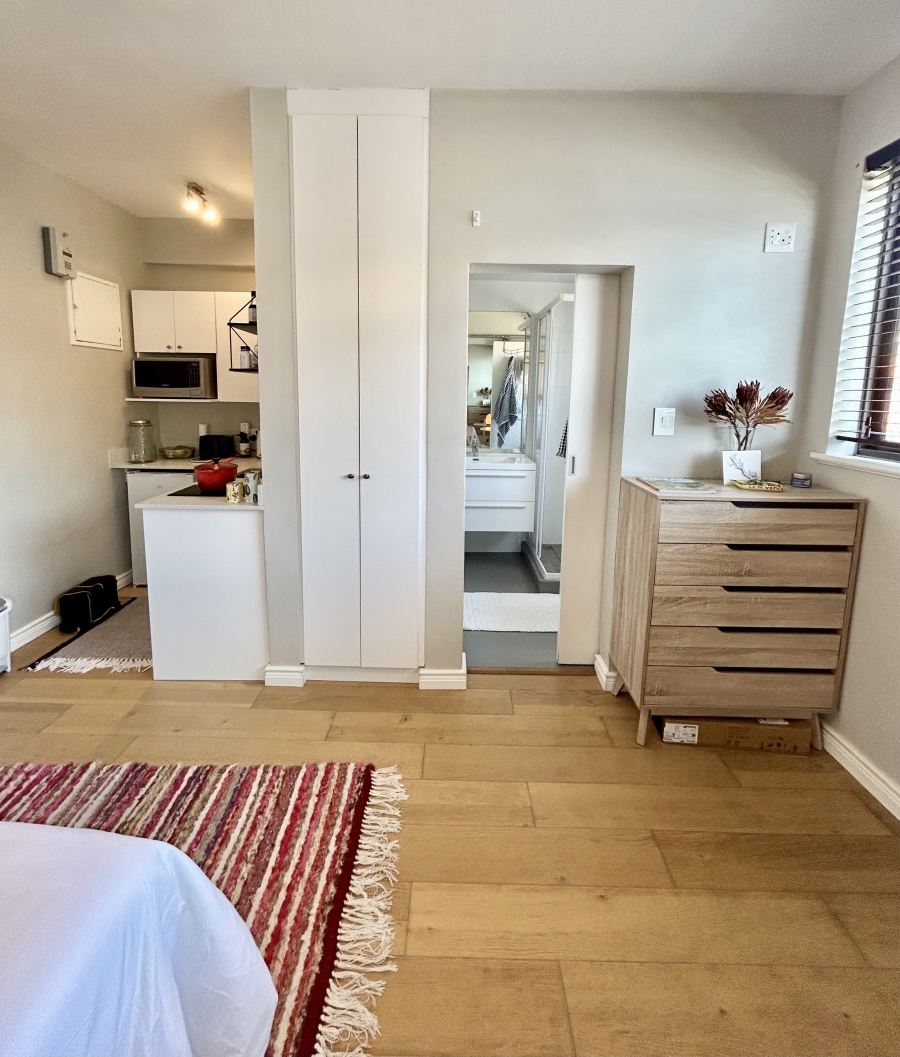 0 Bedroom Property for Sale in Sea Point Western Cape